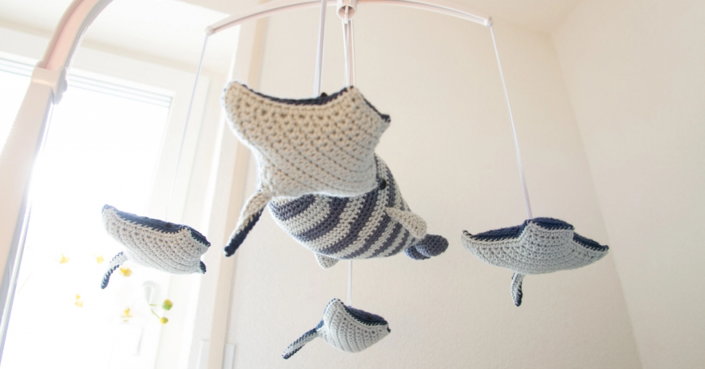 Are Crib mobiles good for babies