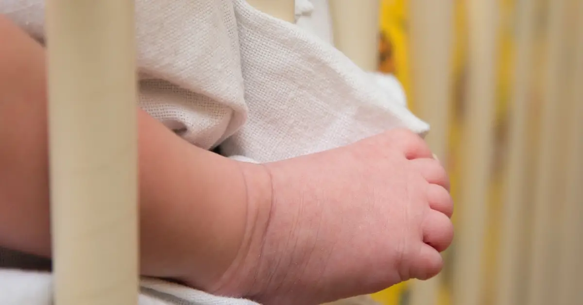 How to Keep Baby's Legs from Getting Stuck in Crib